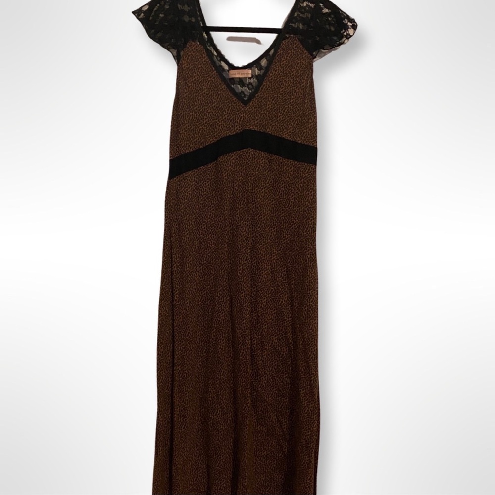 Leopard print & lace dress